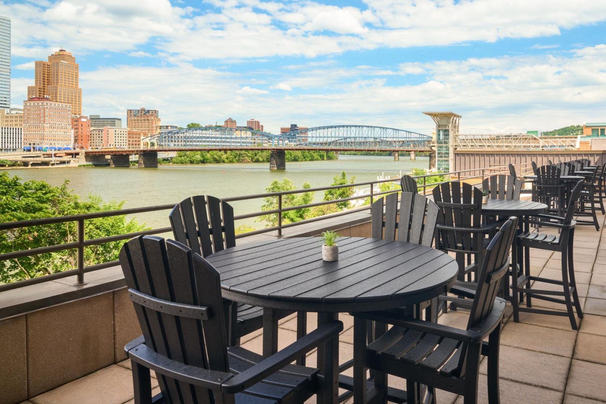 Sheraton Pittsburgh Hotel At Station Square Εξωτερικό φωτογραφία
